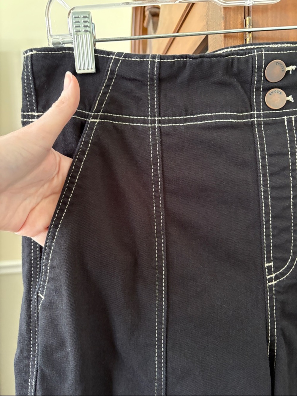 *Chico’s Pull-On Stretch Black Wide-Leg Jeans w Contrast Stitching Sporty Casual - Picture 11 of 12